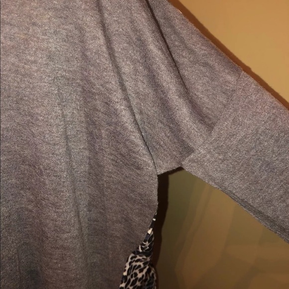 Entro gray and leopard size small brand new - Picture 6 of 8